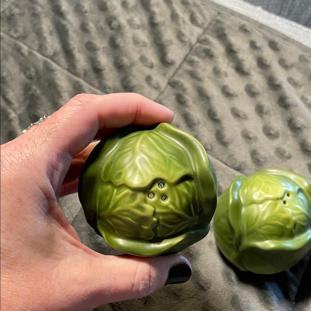 Green Cabbage Salt and Pepper Shakers novelty cute Brussels sprouts